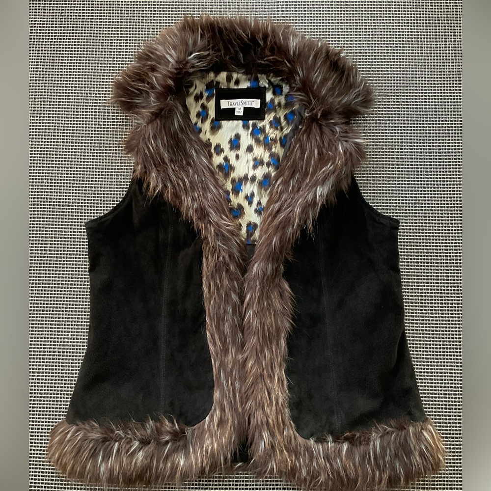 NWOT Black Suede Vest with Faux Fur Trim